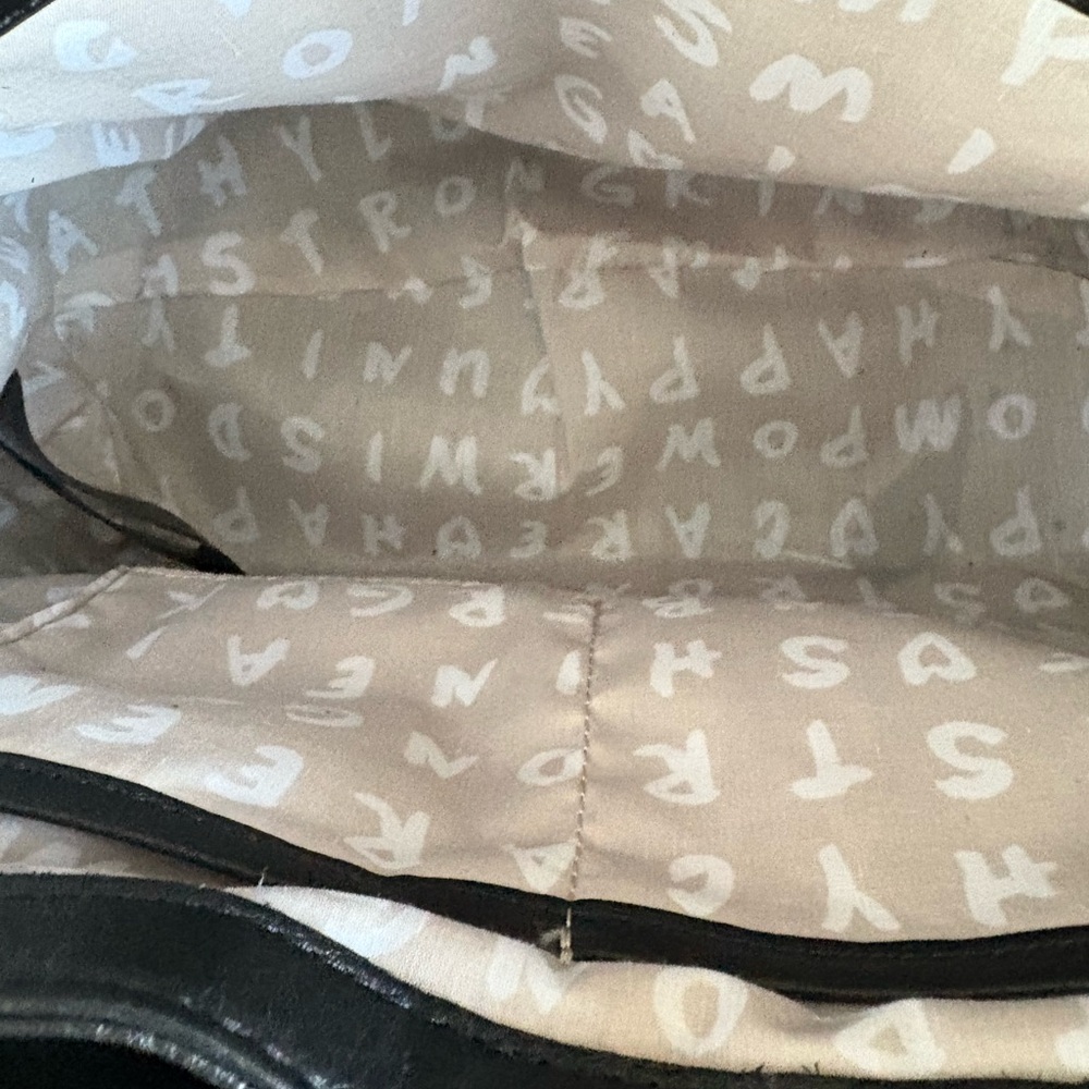 Aimee Kestenberg Black and Cream Crossbody Bag - Picture 7 of 10